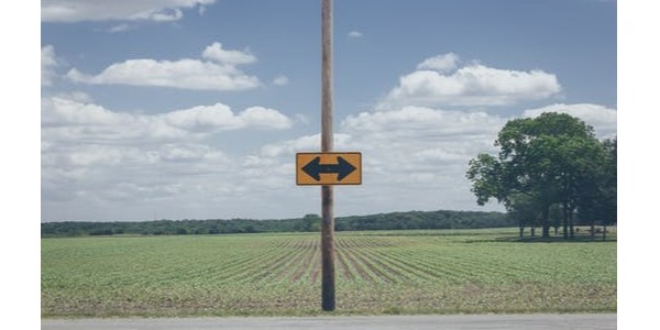 指紋鎖是下壓式好，還是推拉式好？