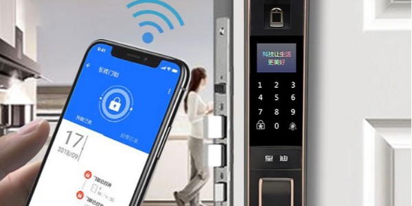 大意家長(zhǎng)買菜忘帶鑰匙，將孩子鎖在煤氣房中，網(wǎng)友：或許該買智能鎖了