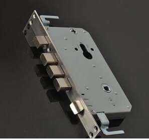 家用智能門鎖使用什么材質(zhì)做面板呢？皇迪給你細細道來