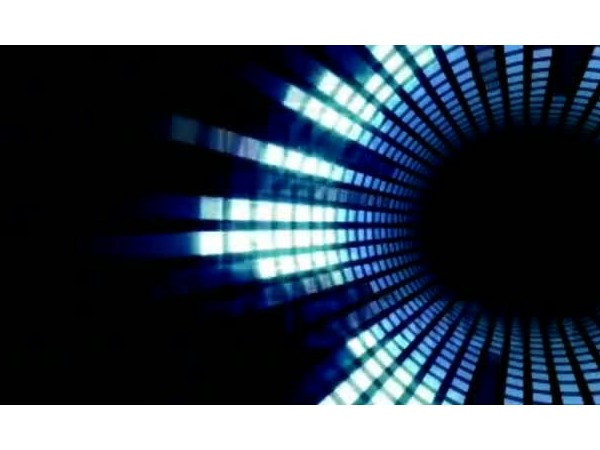 指紋鎖聲音太大，夜里使用影響到鄰居怎么辦