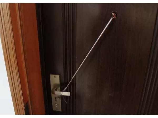 指紋鎖的防貓眼開(kāi)鎖，用起來(lái)好用嗎？